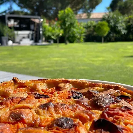 Pensión Le 36 Piscine & 3*