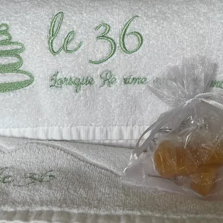 Le 36 Piscine & *