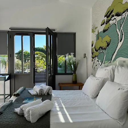 Pensión Le 36 Piscine & 3*