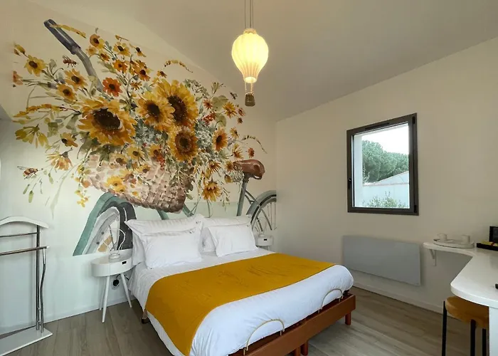 Le 36 Piscine & Guest house