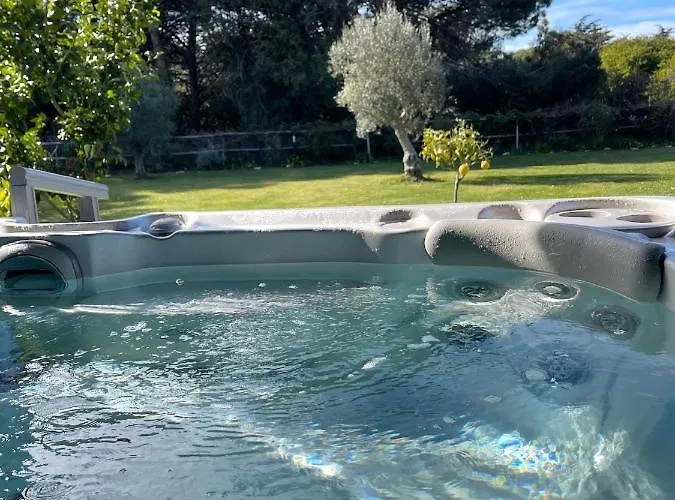 Le 36 Piscine & 3* La Flotte